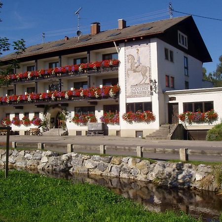 פייטינג Hotel-Gasthof Zum Dragoner מראה חיצוני תמונה