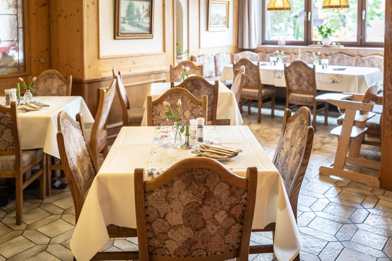פייטינג Hotel-Gasthof Zum Dragoner מראה חיצוני תמונה